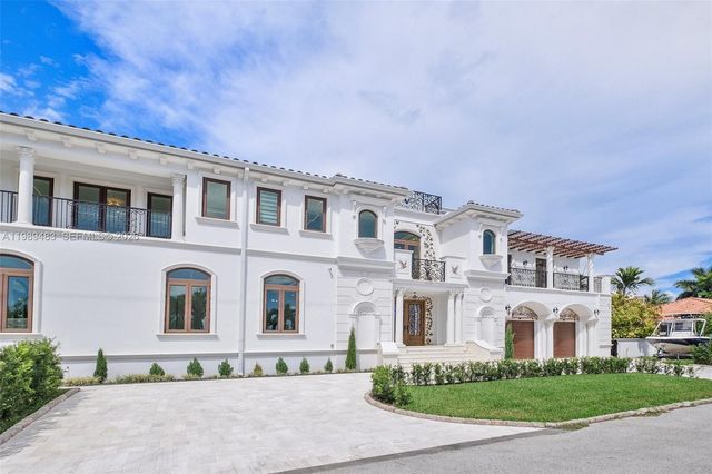 919 92nd St, Surfside, FL 33154