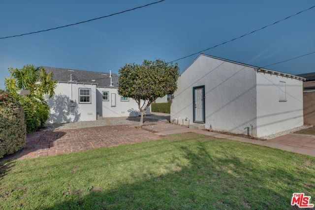 6408 W 82nd Street, Los Angeles, CA 90045
