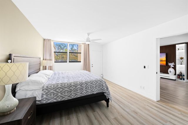 491 Racquet Club Road Unit 106, Weston, FL 33326