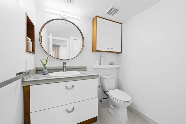 491 Racquet Club Road Unit 106, Weston, FL 33326