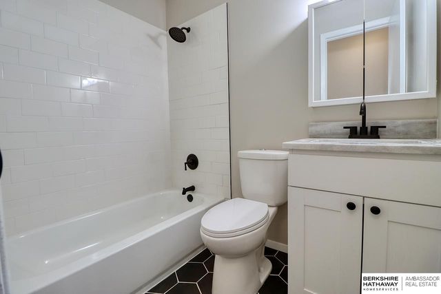 7350 Colby Street, Lincoln, NE 68505