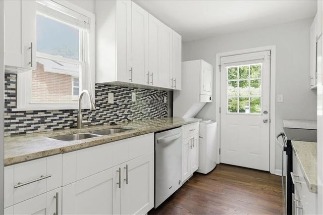2705 Lincoln Court NW, Atlanta, GA 30318