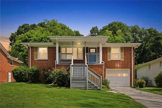 2705 Lincoln Court NW, Atlanta, GA 30318