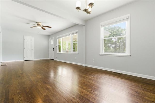 2705 Lincoln Court NW, Atlanta, GA 30318