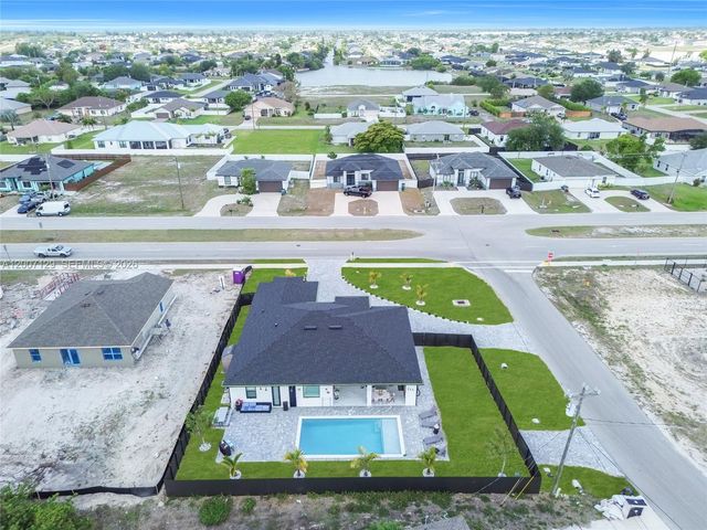105 S NELSON RD, Cape Coral, FL 33991