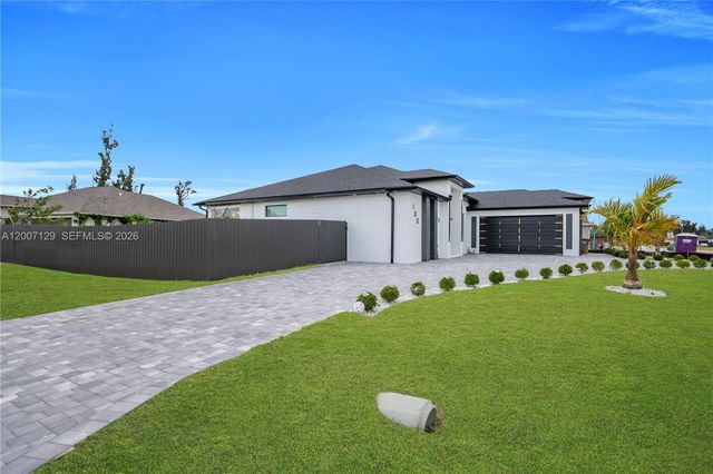 105 S NELSON RD, Cape Coral, FL 33991