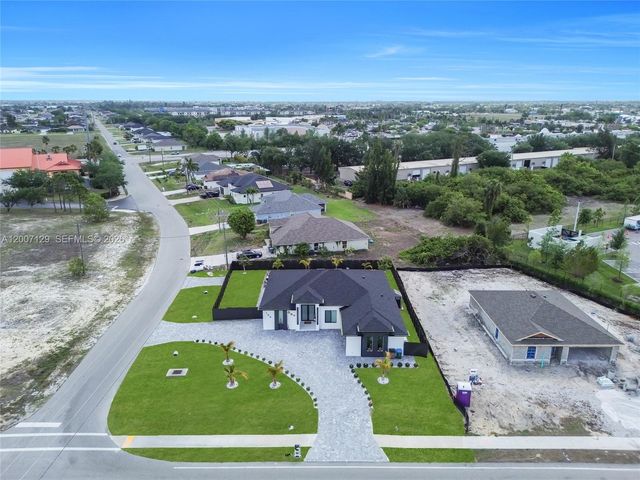 105 S NELSON RD, Cape Coral, FL 33991