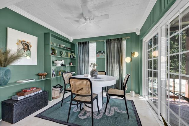 901 Glenn DR, Canyon Lake, TX 78133