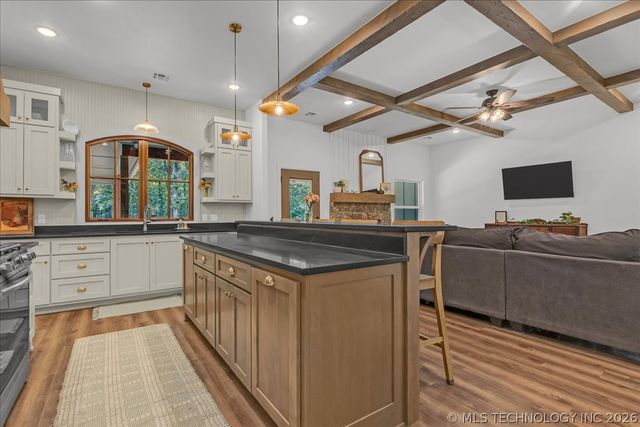 3738 S 137th West Avenue, Sand Springs, OK 74063