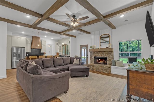 3738 S 137th West Avenue, Sand Springs, OK 74063