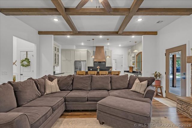3738 S 137th West Avenue, Sand Springs, OK 74063