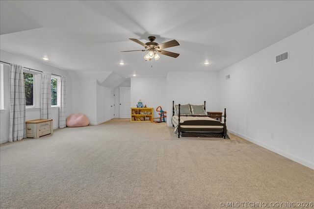 3738 S 137th West Avenue, Sand Springs, OK 74063