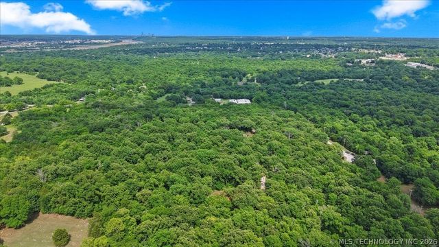 3738 S 137th West Avenue, Sand Springs, OK 74063