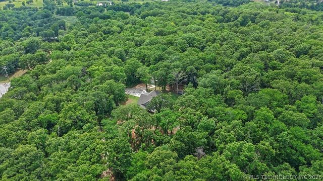3738 S 137th West Avenue, Sand Springs, OK 74063