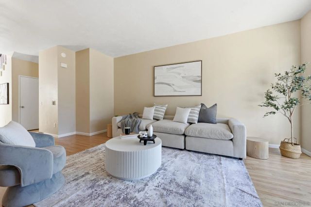 2591 Regent Rd, Carlsbad, CA 92010