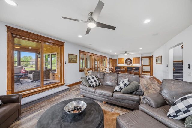 323 Wileman Drive, Edgerton, WI 53534