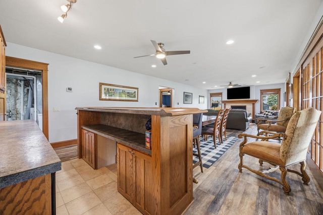 323 Wileman Drive, Edgerton, WI 53534