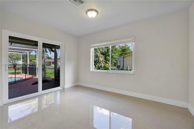 3880 Coral Hills Dr, Coral Springs, FL 33065