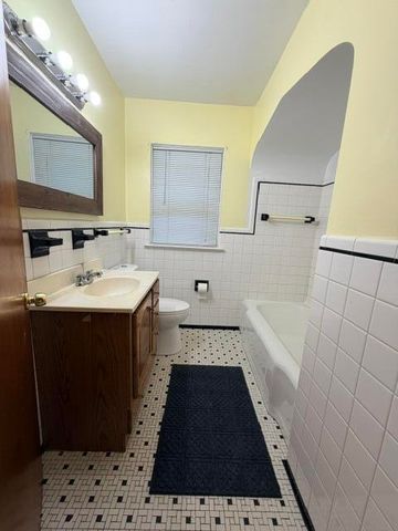 2240 Avon Street, Saginaw, MI 48602