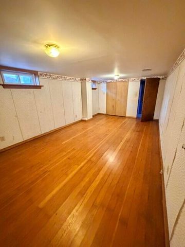 2240 Avon Street, Saginaw, MI 48602