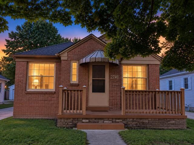 2240 Avon Street, Saginaw, MI 48602