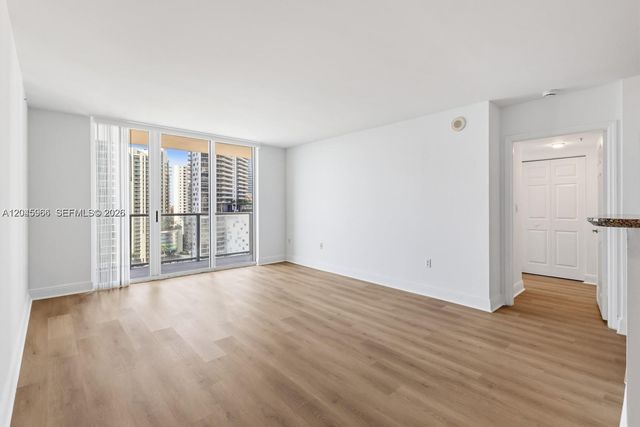 1155 Brickell Bay Dr 1609, Miami, FL 33131