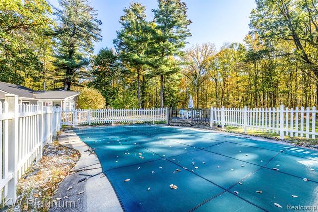 7106 Trumble Road, Saint Clair, MI 48079