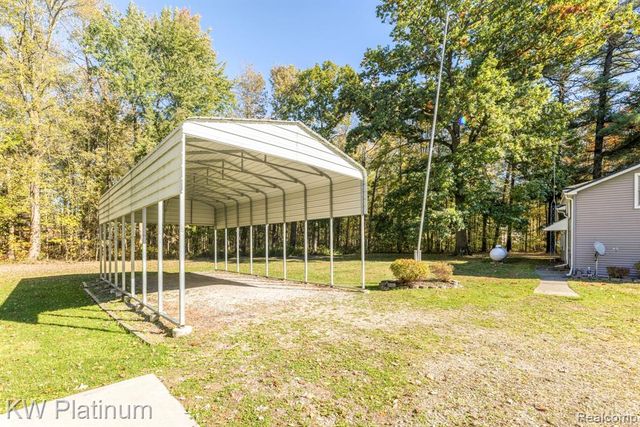 7106 Trumble Road, Saint Clair, MI 48079