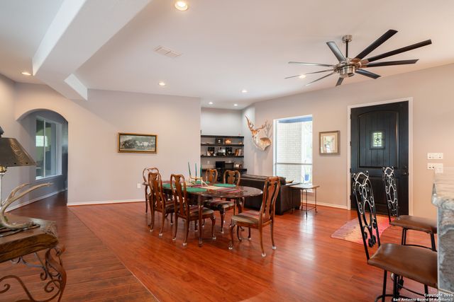 120 County Road 6867, Natalia, TX 78059