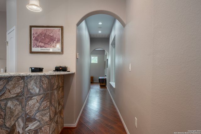 120 County Road 6867, Natalia, TX 78059