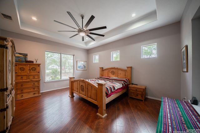 120 County Road 6867, Natalia, TX 78059