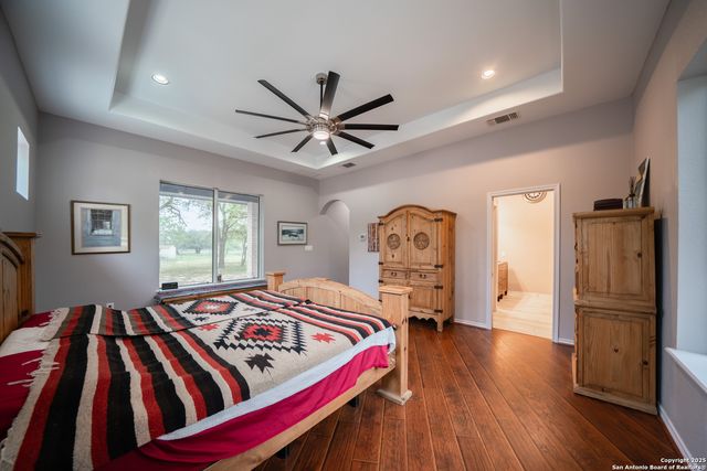 120 County Road 6867, Natalia, TX 78059