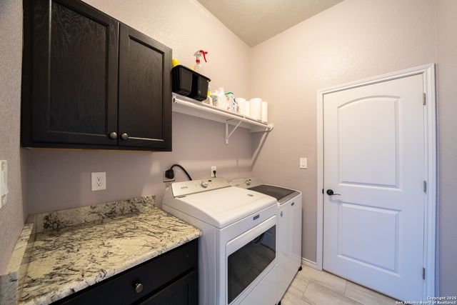 120 County Road 6867, Natalia, TX 78059