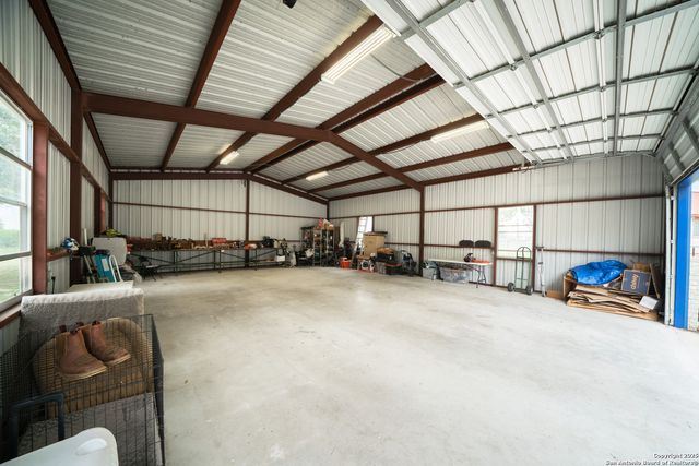 120 County Road 6867, Natalia, TX 78059