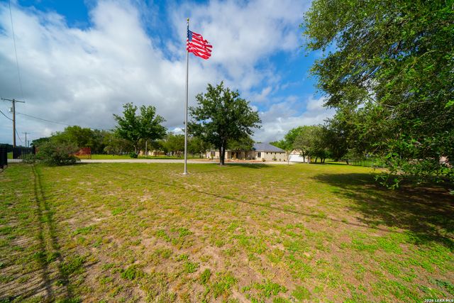 120 County Road 6867, Natalia, TX 78059