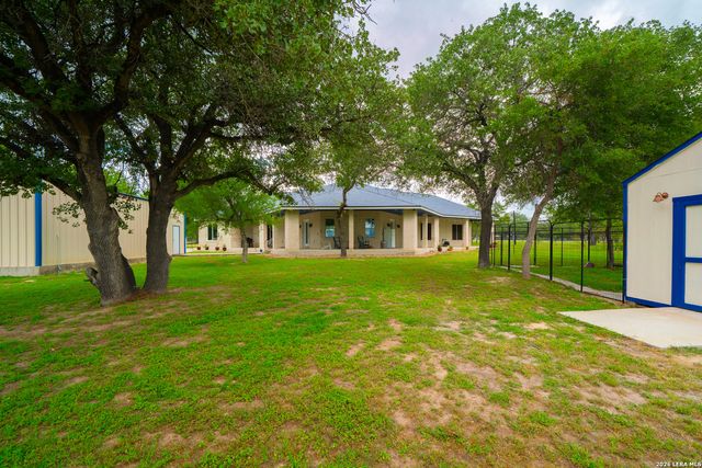 120 County Road 6867, Natalia, TX 78059