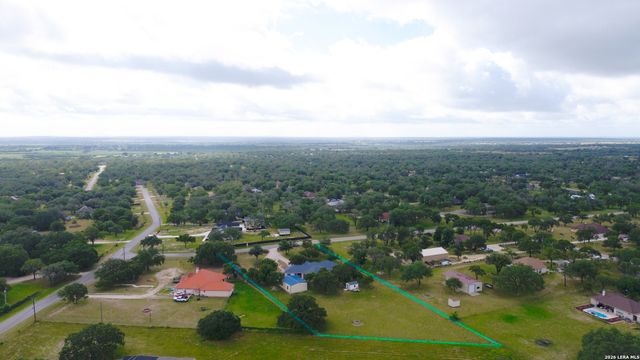 120 County Road 6867, Natalia, TX 78059
