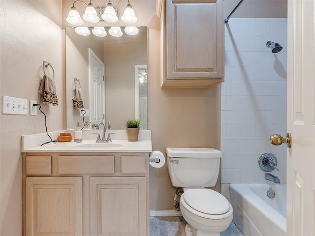 1812 NW 160th Place, Edmond, OK 73013