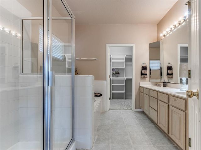 1812 NW 160th Place, Edmond, OK 73013