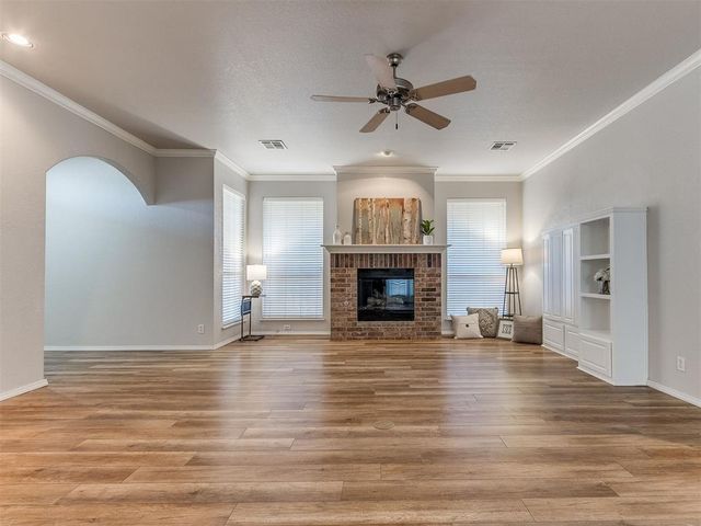 1812 NW 160th Place, Edmond, OK 73013
