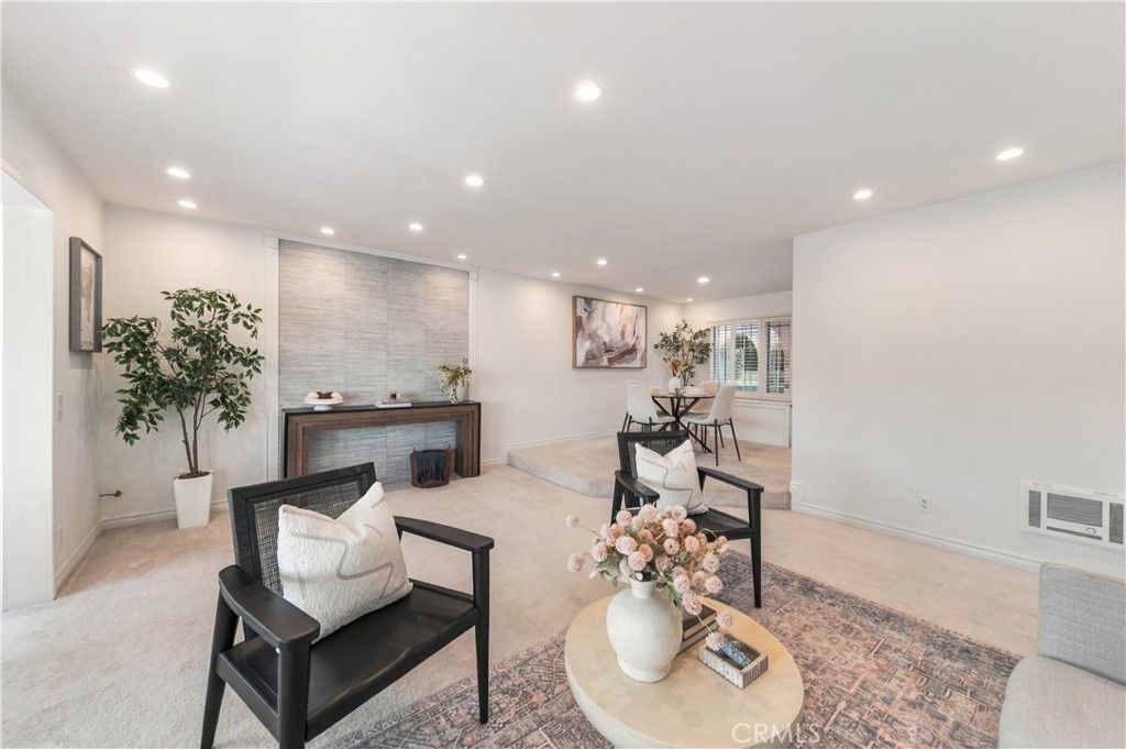 2530 Clairemont Drive 301, San Diego, CA 92117 — photo 3