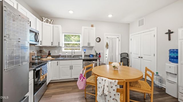 1620 Atway Loop, Burlington, NC 27215