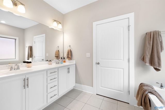 11016 Thorne Drive, Madison, AL 35757