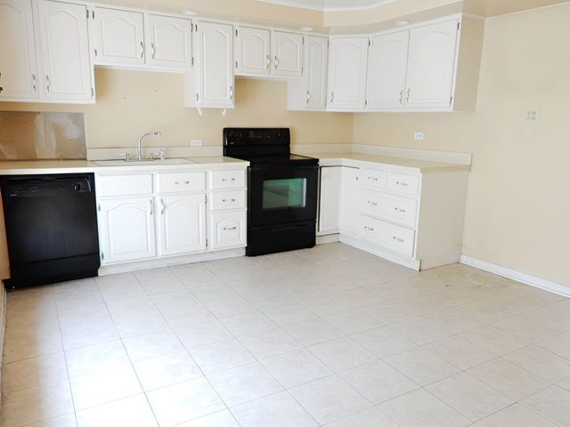 18055 Thomas Lane, Country Club Hills, IL 60478