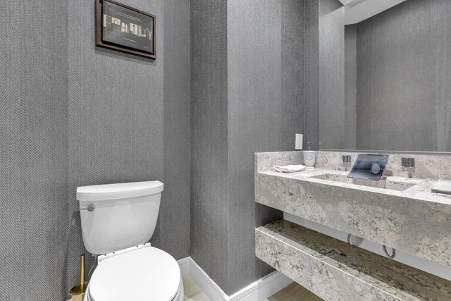 2550 NW 52ND Street, Boca Raton, FL 33496