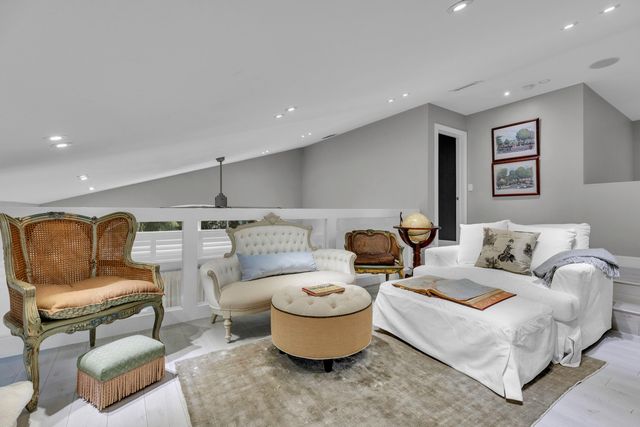 2550 NW 52ND Street, Boca Raton, FL 33496