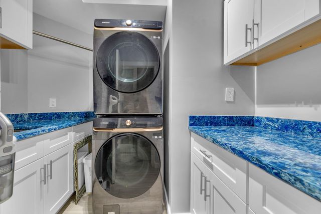 2550 NW 52ND Street, Boca Raton, FL 33496