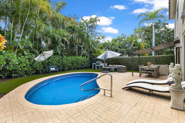 2550 NW 52ND Street, Boca Raton, FL 33496