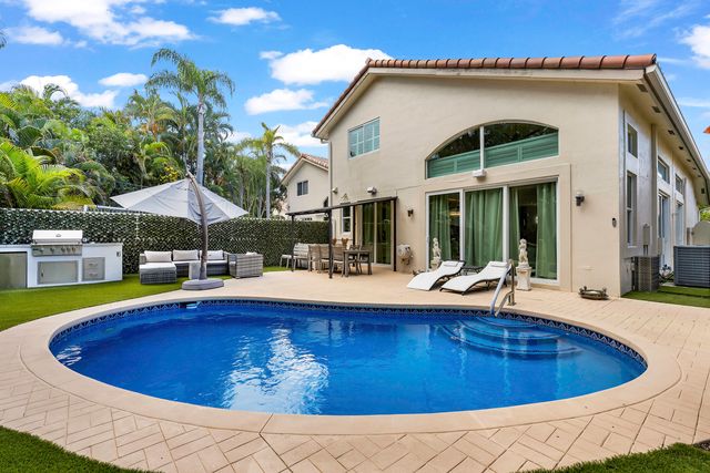 2550 NW 52ND Street, Boca Raton, FL 33496
