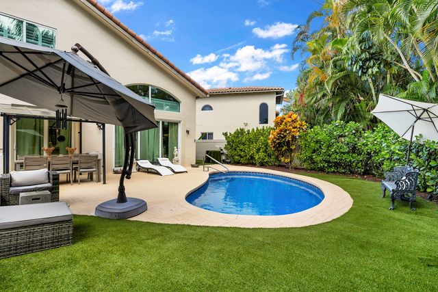 2550 NW 52ND Street, Boca Raton, FL 33496